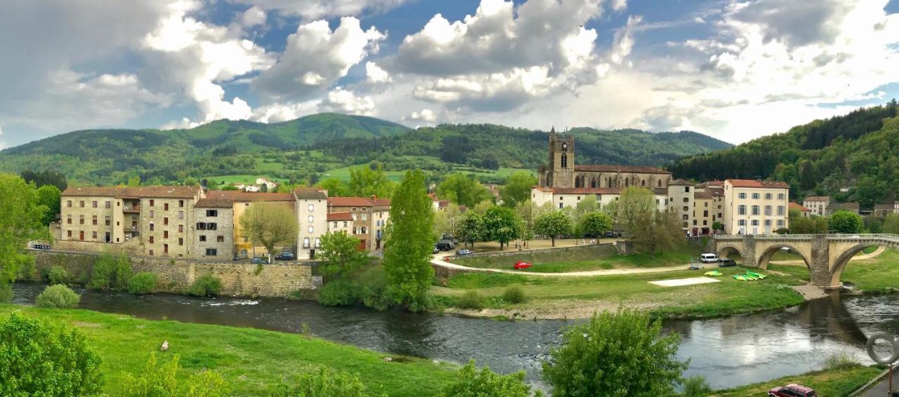Maison Cha-Ri-Va-Ri Lavoute-Chilhac Bagian luar foto