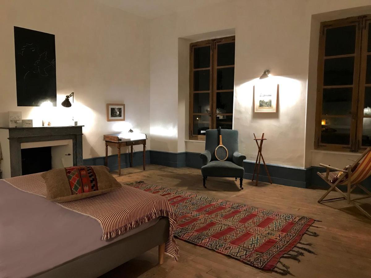Maison Cha-Ri-Va-Ri Lavoute-Chilhac Bagian luar foto